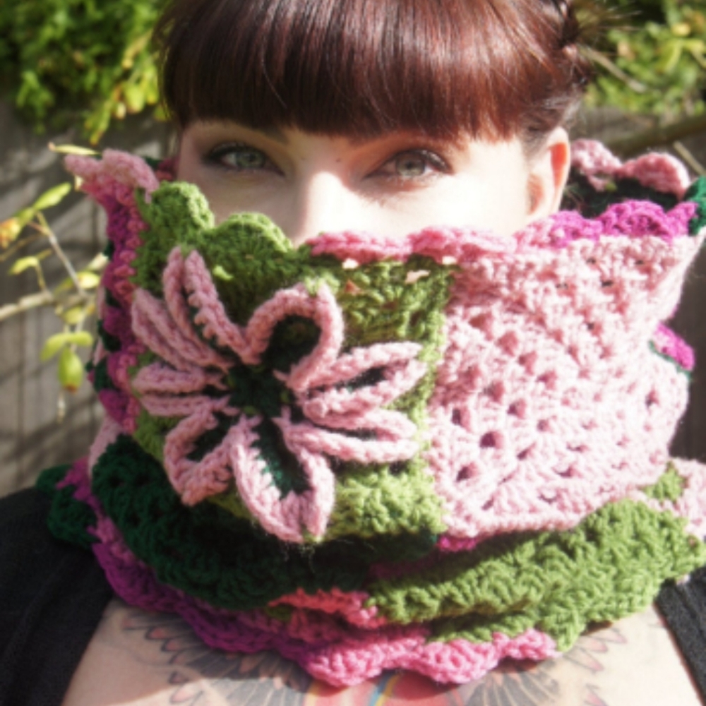 “Purple Star” Cowl Scarf